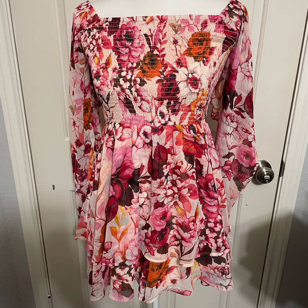 Express Floral Square Neck Long Sleeve
Smocked Romper